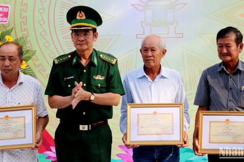 Kiên Giang tổ chức các hoạt động kỷ niệm Ngày Biên phòng toàn dân