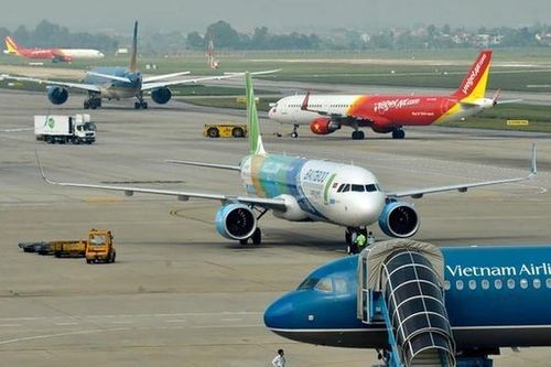 Thủ tướng yêu cầu ngăn chặn các hoạt động uy hiếp an toàn hàng không