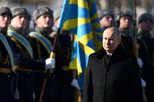 Ukraine tiếp tục bảo vệ tiền tuyến, Tổng thống Putin nói về vũ khí hạt nhân