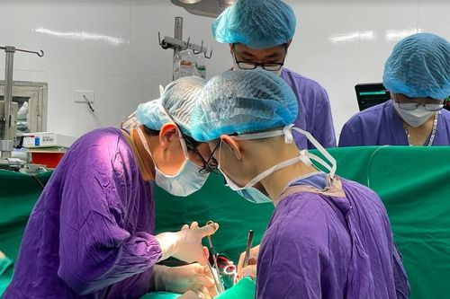 Từ 1/3, Bệnh viện Việt Đức hạn chế tối đa phẫu thuật, ưu tiên mổ cấp cứu