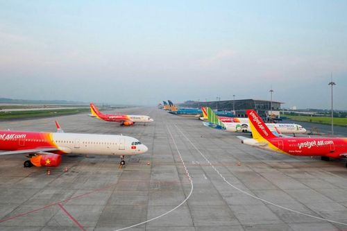 Hãng bay gặp khó khi Trung Quốc chưa mở cửa khách du lịch đến Việt Nam