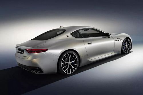 Khám phá Maserati GranTurismo 2024 giá hơn 4 tỷ đồng
