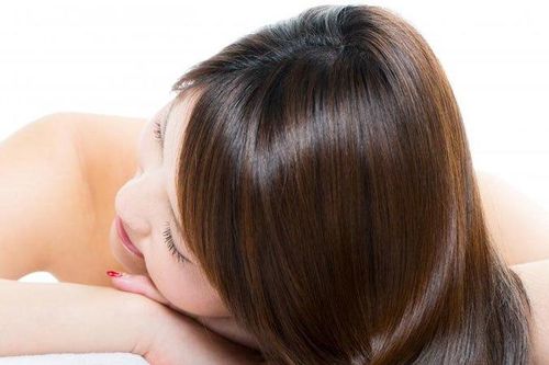 5 loại vitamin cần thiết để mái tóc chắc khỏe