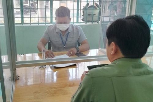 Thu thập hình ảnh 'nhạy cảm' của đồng hương rồi đăng lên mạng xã hội, gã đàn ông nhận kết đắng