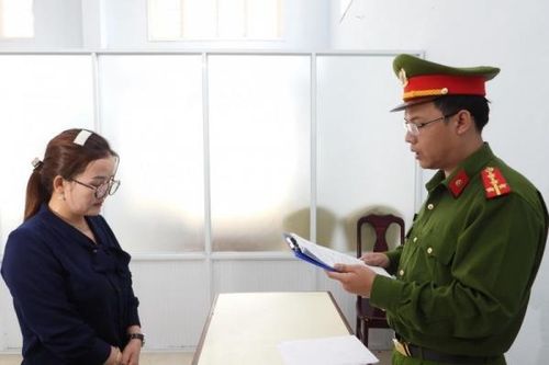 Đà Nẵng: Bắt 'nữ quái' chiếm đoạt của người tình hơn nửa tỷ đồng