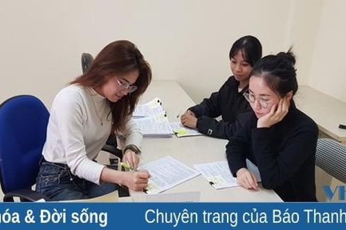 Khi sinh viên làm gia sư