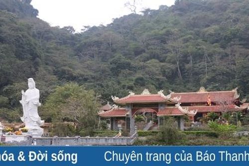 Du xuân vãn cảnh danh thắng Bàn Bù