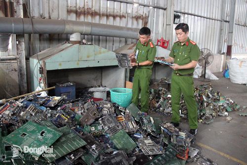 Mạnh tay xử lý vi phạm môi trường trong khu công nghiệp