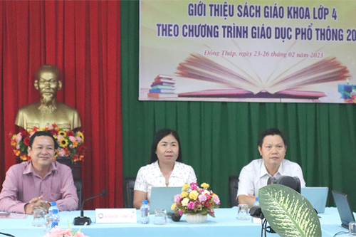 Hội nghị trực tuyến giới thiệu sách giáo khoa lớp 4