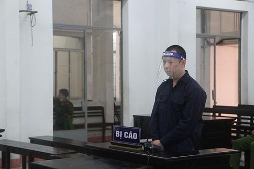 Tù chung thân vì lừa góp vốn để… đánh bạc