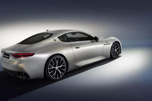 Maserati GranTurismo Trofeo 2023: Mẫu xe 2 cửa đáng chú ý