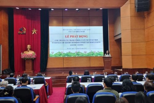 Phát động sáng tác tranh cổ động 75 năm Bác Hồ ra Lời kêu gọi thi đua ái quốc