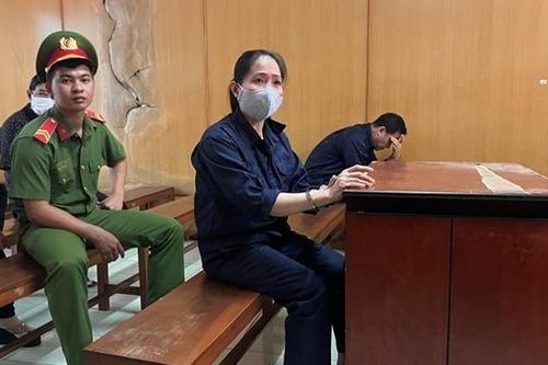 Nữ 'siêu lừa' đem hàng chục ô tô cầm cố đi thế chấp, chiếm đoạt tiền tỷ