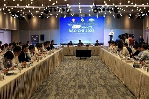 Tìm giải pháp phát triển kinh tế báo chí tại Việt Nam