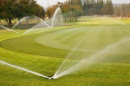 FLC bị truy thu hơn 8 tỷ đồng vì sử dụng nước trái phép để tưới sân golf