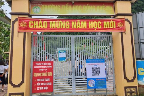 Bắt giam thầy giáo chủ nhiệm 'đụng chạm' nhiều nữ sinh lớp 5