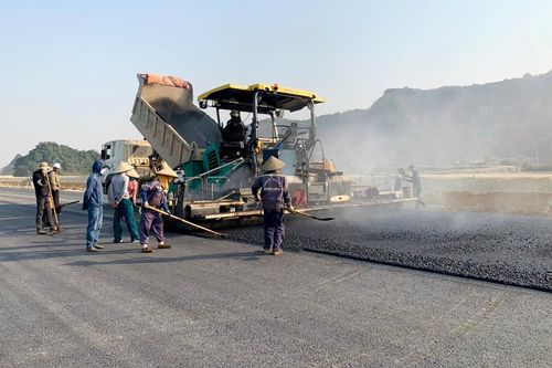 Đẩy nhanh tiến độ thi công tuyến cao tốc Mai Sơn-quốc lộ 45