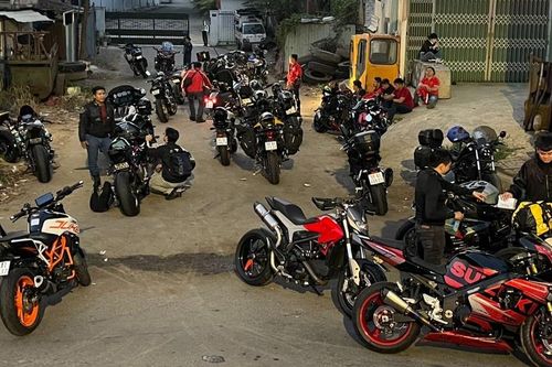 Chặn bắt hơn 100 xe mô tô chạy vào đường cấm