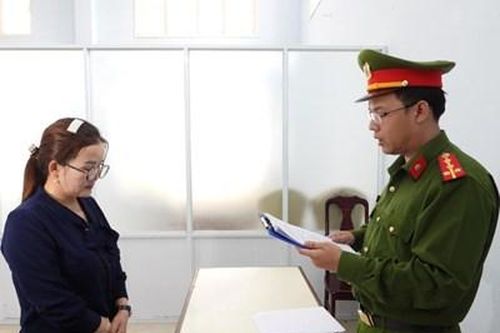 Giả danh cô giáo để lừa bạn trai, chiếm đoạt hơn 500 triệu đồng