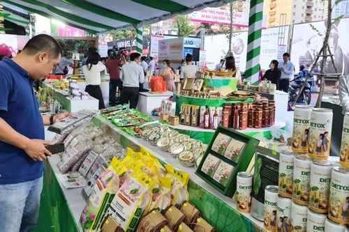 Động lực mới cho làng nghề