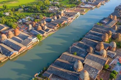 Bên dòng Cổ Chiên
