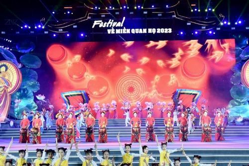 Gần 10.000 người dự lễ khai mạc Festival 'Về miền Quan họ 2023'