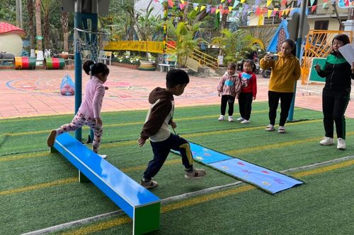 Đánh giá sự phát triển của trẻ 5 tuổi phù hợp với chuẩn