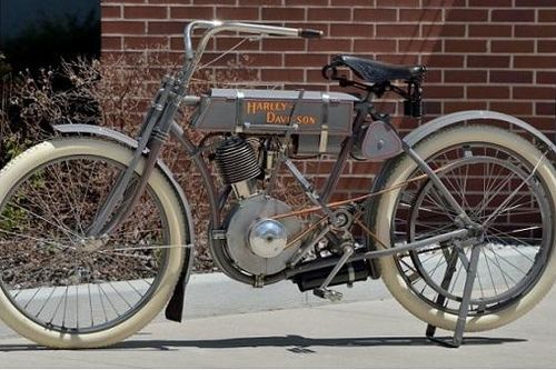 Mô tô cổ Harley-Davidson đời 1908 vừa được đấu giá thành công với mức giá không tưởng