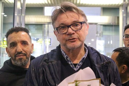 HLV Philippe Troussier đã có mặt tại Việt Nam