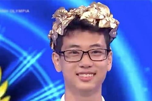 Nam sinh trường chuyên thắng áp đảo, rinh vòng nguyệt quế Đường lên đỉnh Olympia