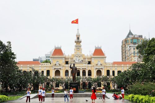 Nhiệt độ tại TP Hồ Chí Minh có thể giảm còn 22 độ C, trời se lạnh