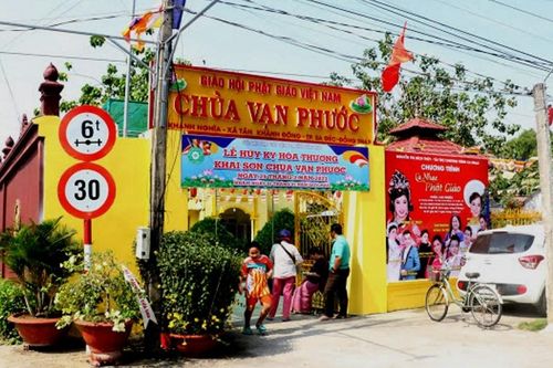 Đồng Tháp: Lễ đặt đá khởi công tái thiết ngôi chánh điện chùa Vạn Phước