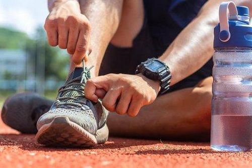 3 môn thể thao cực dễ dẫn đến chuyện ngoại tình mà đàn ông hay chơi