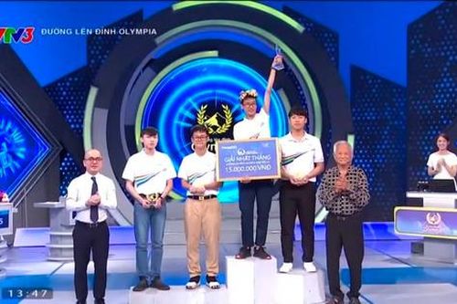 Đường Lên Đỉnh Olympia: Dẫn đầu 4 phần thi, nam sinh Bình Định về đích đầy thuyết phục