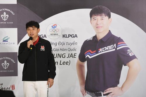 HLV đội tuyển Hàn Quốc hợp tác nâng tầm golf Việt Nam