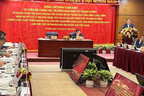 Cần một định hướng chiến lược mới cho phát triển ngành dầu khí và Tập đoàn Dầu khí Quốc gia Việt Nam