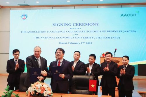 Trường đại học Kinh tế quốc dân trở thành thành viên Hiệp hội các trường đào tạo kinh doanh (Hoa Kỳ)