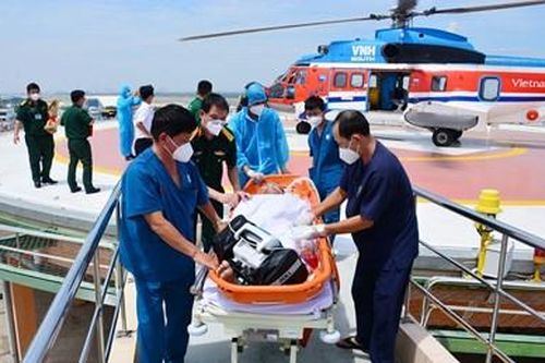 Khẳng định vai trò quan trọng trong chăm sóc, bảo vệ sức khỏe bộ đội, nhân dân