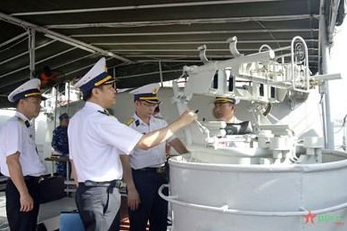 Quân chủng Hải quân kiểm tra công tác chuẩn bị huấn luyện tại Lữ đoàn 125 Hải quân