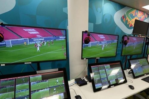 FIFA chốt ngày VAR chính thức có mặt ở V.League