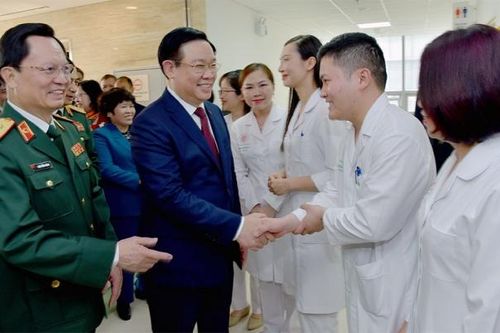 Bệnh viện Trung ương Quân đội 108 đóng góp tích cực vào sự nghiệp chăm sóc, bảo vệ sức khỏe toàn dân