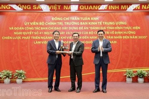 Cần chủ trương, định hướng chiến lược mới cho phát triển ngành Dầu khí Việt Nam