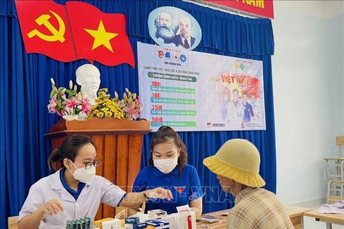 Cống hiến sức trẻ vì cộng đồng