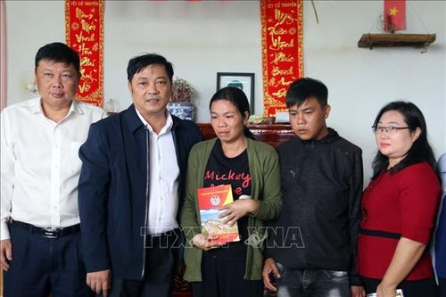 Đắk Nông: Thăm hỏi, hỗ trợ gia đình 4 cháu nhỏ tử vong do đuối nước