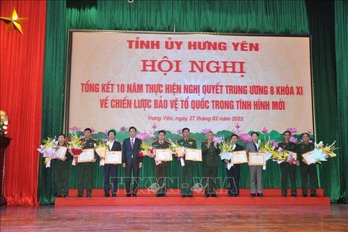 Xây dựng lực lượng vũ trang tinh gọn, mạnh, hiện đại, đáp ứng tình hình mới
