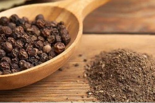 Những người cần thận trọng khi ăn hạt tiêu đen