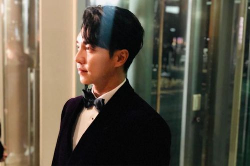 Lee Seung Gi công khai bày tỏ tình cảm nồng nhiệt với vợ sắp cưới