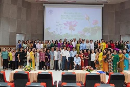 Họp mặt kỷ niệm 68 năm Ngày Thầy thuốc Việt Nam