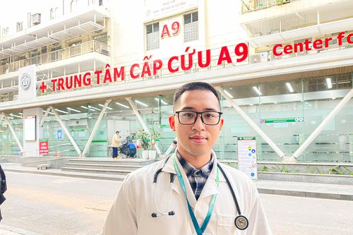 Chàng sinh viên trường Y Hà Nội trưởng thành qua các bài báo quốc tế