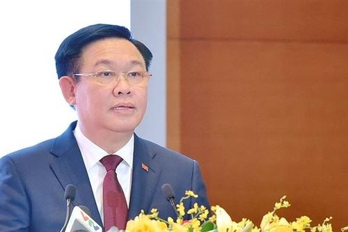 Chủ tịch Quốc hội thăm, chúc mừng Bệnh viện Trung ương Quân đội 108 nhân ngày Thầy thuốc Việt Nam